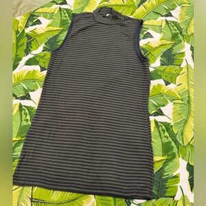 Gap luxe soft sleeveless mock neck top